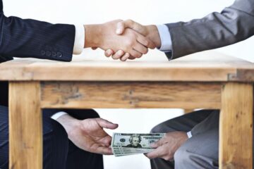 Как не допустить мошенничество в компании?